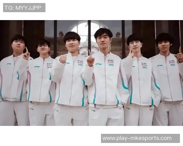 S15LOL赛事精彩回顾深入解析BLG团队配合与战术策略